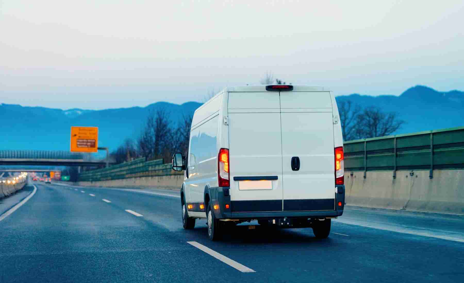 How to Make Money with a Van (2024 Guide)