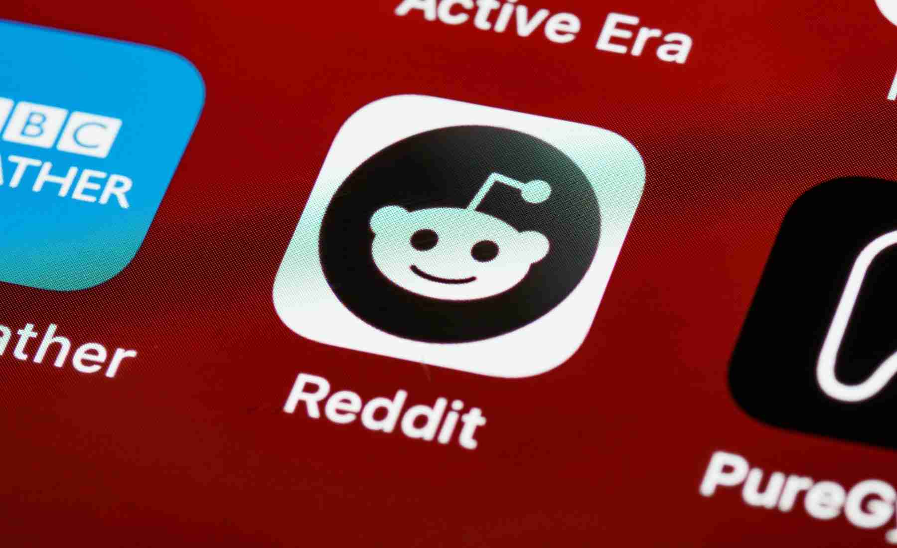 How to Make Money on Reddit (Ultimate 2024 Guide)